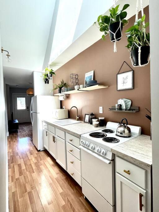 City Skyline Views In A Great Neighborhood Apartment Nashville Exterior photo